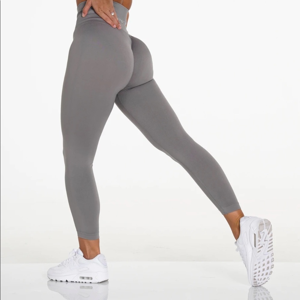 Updated - Nvgtn seamless leggings